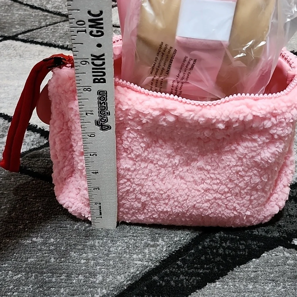 VS PINK WARM & COZY 4-PIECE PERFECT GIFT SET